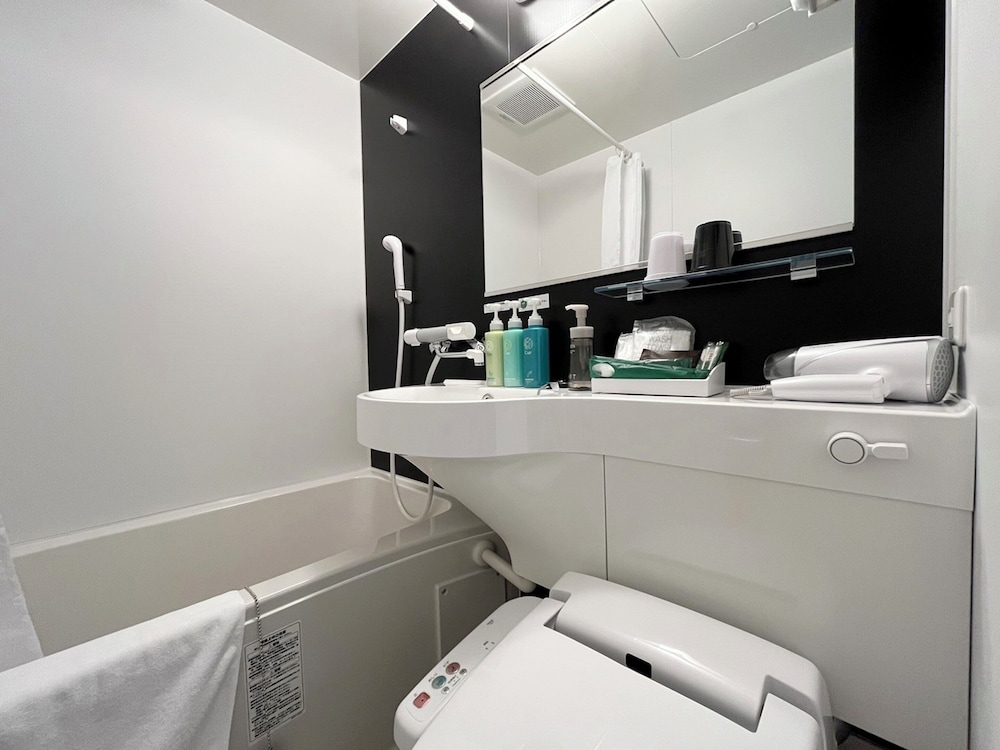 コンフォート ツインルーム 禁煙 バスルーム0 | ホテルルートイン利府