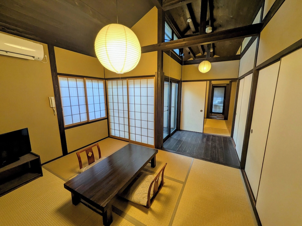 コンフォート 4 人部屋 禁煙 別館 客室2 | 源泉かけ流し湯宿「長生庵」