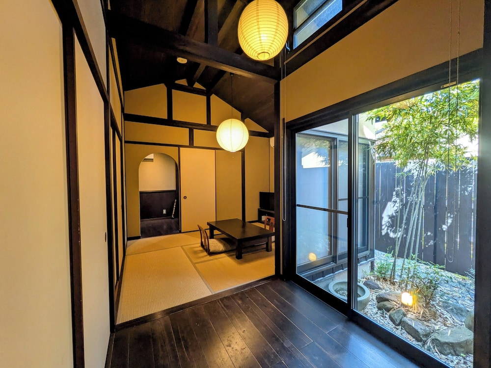 コンフォート 4 人部屋 禁煙 別館 客室3 | 源泉かけ流し湯宿「長生庵」