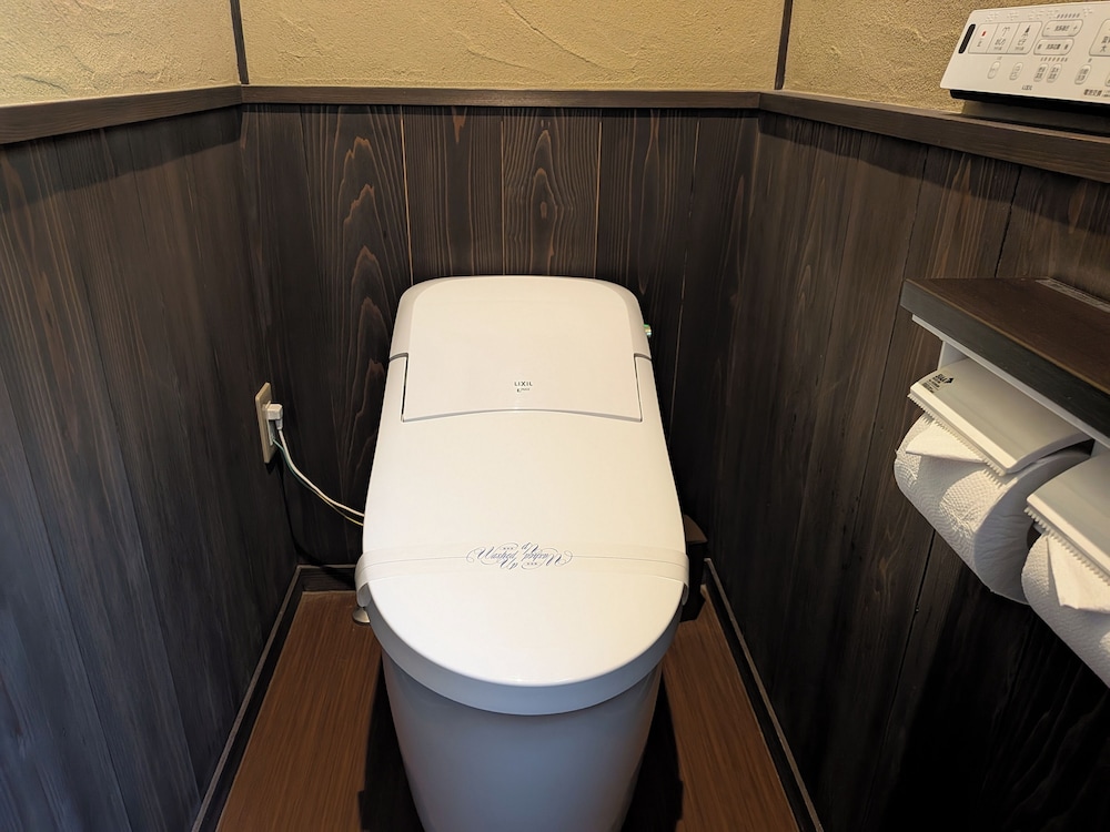 コンフォート 4 人部屋 禁煙 別館 客室7 | 源泉かけ流し湯宿「長生庵」