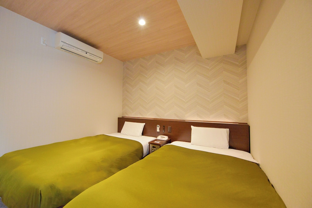 [喫煙]ツインルーム 客室1 | ホテルニューガイア上呉服