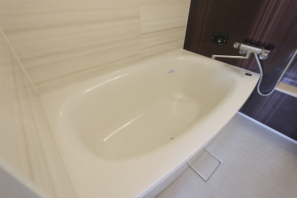 [電子タバコ可]リニューアル デラックスツインルーム バスルーム1 | ホテルニューガイア ドーム前