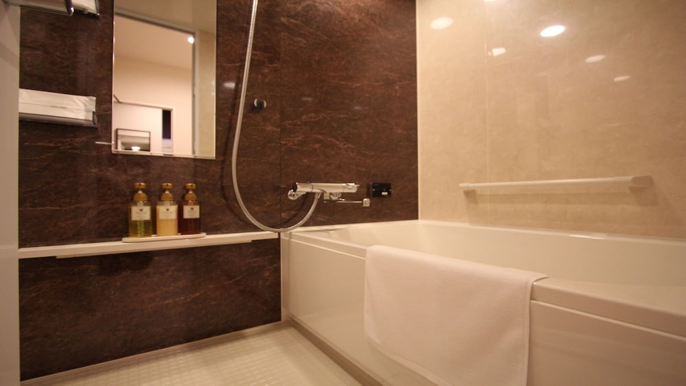 [禁煙]リニューアルスタンダードデラックスダブルルーム バスルーム0 | ホテルニューガイア柳川