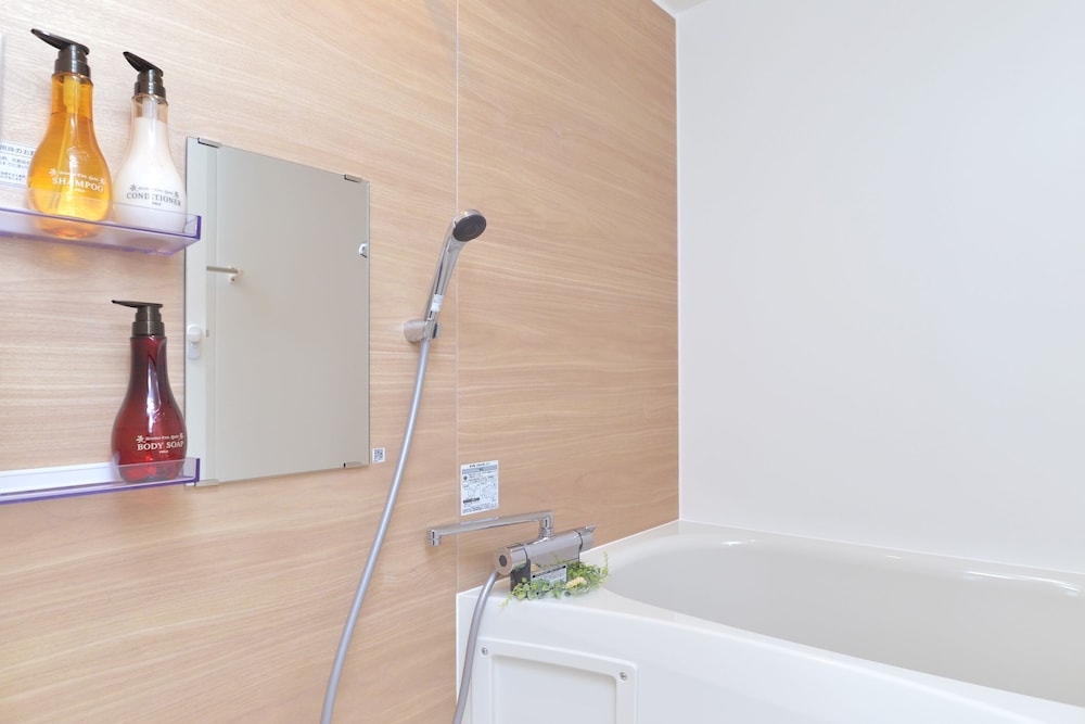 [禁煙]プレミアムデラックスダブルルーム | ホテルニューガイア オームタガーデン