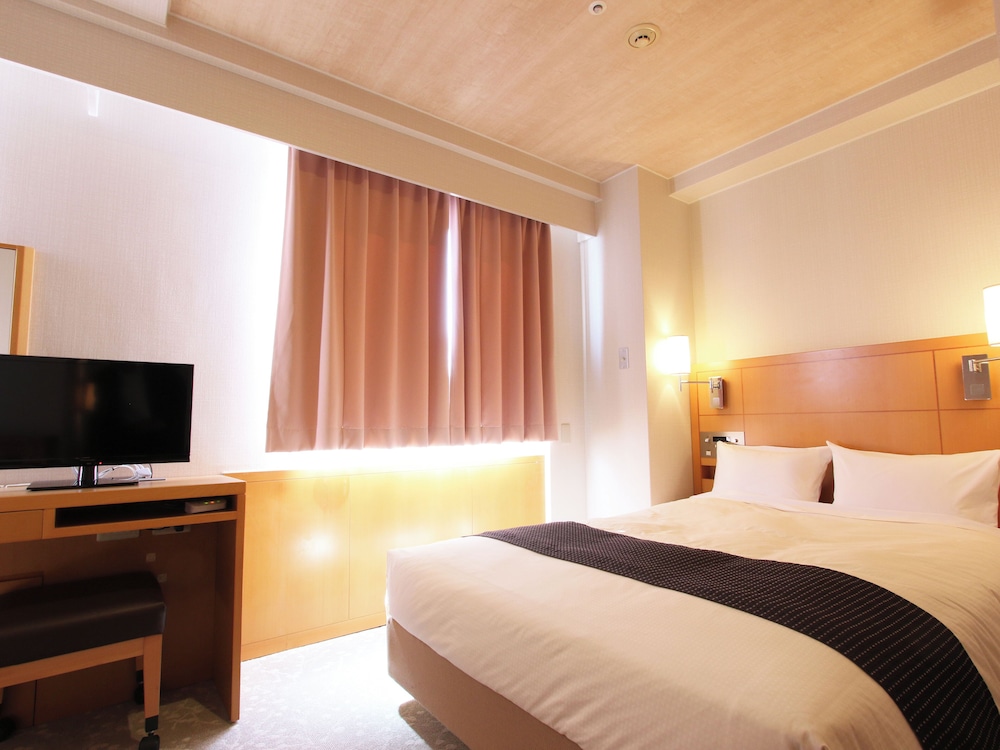 [禁煙]ダブルルーム 客室1 | ホテルニューガイア オームタガーデン