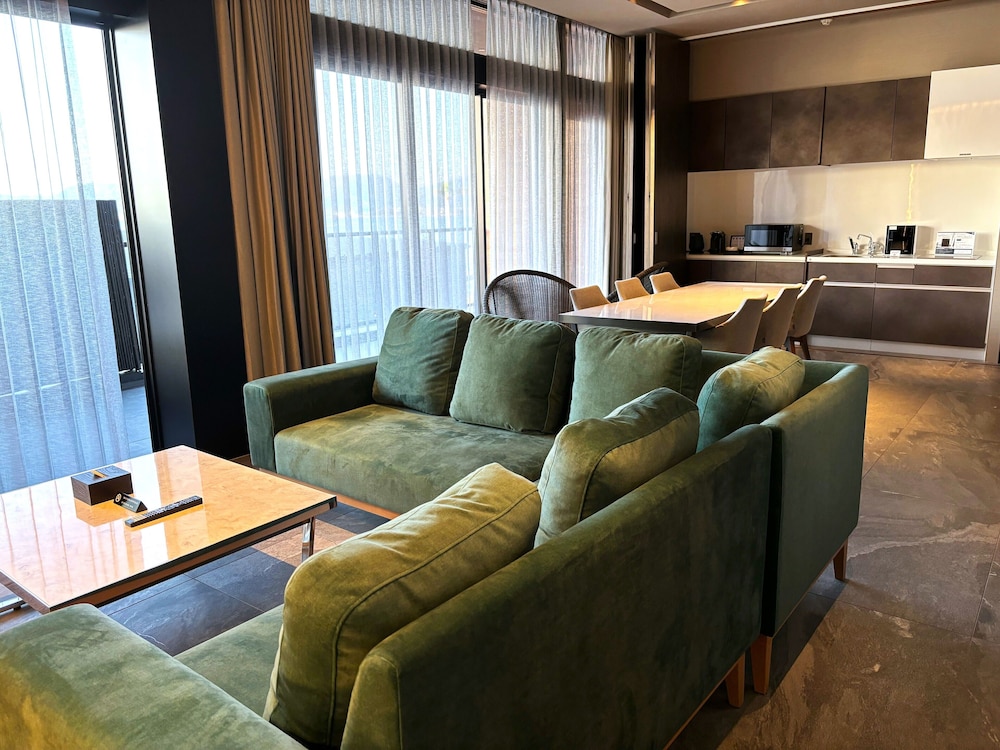 Great Bear201 | FIVE SPRING RESORT THE SHIRAHAMA