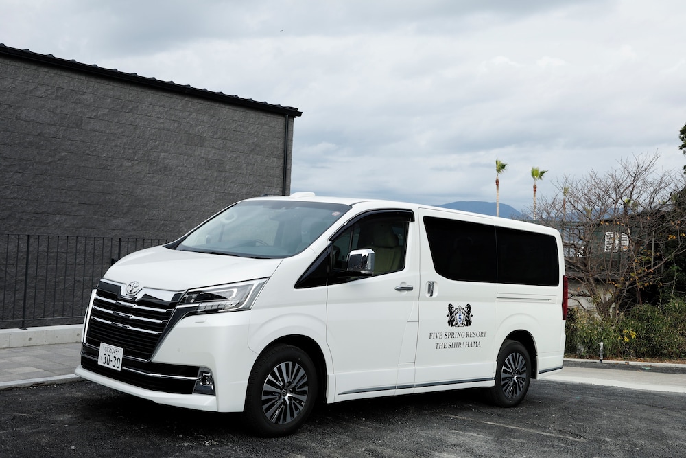 鉄道駅シャトル1 | FIVE SPRING RESORT THE SHIRAHAMA