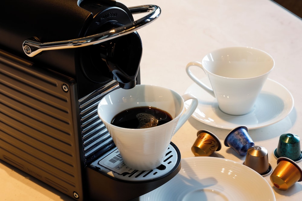 Giraffe2F 客室1 | FIVE SPRING RESORT THE SHIRAHAMA