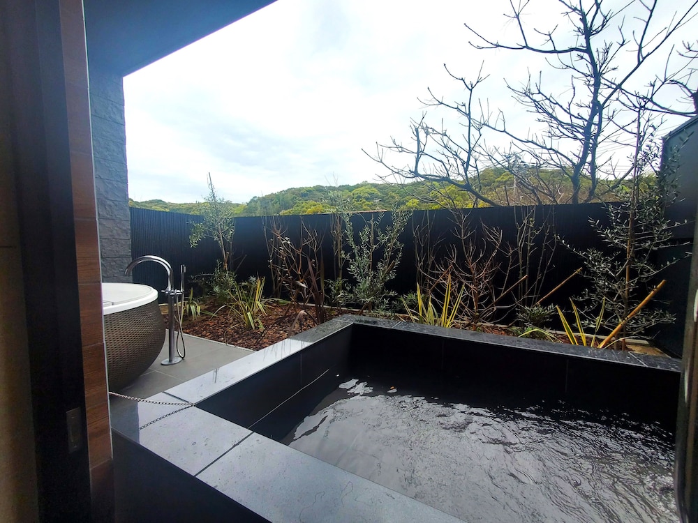 Giraffe1F 客室4 | FIVE SPRING RESORT THE SHIRAHAMA