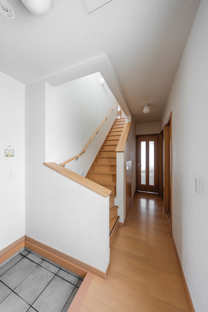 内部エントランス1 | CLEMATIS 内部エントランス1 | CLEMATIS