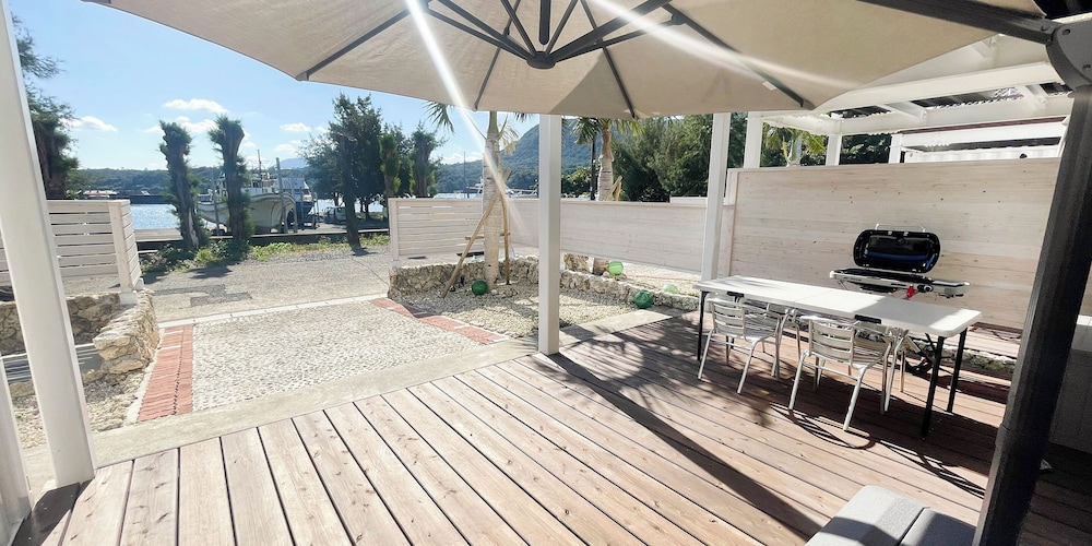 Villa B棟 テラス / パティオ1 | VAMOS Villa 徳之島