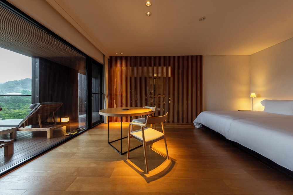 MORI SUITE | 時地人 - JIJIJIN Matsuyama