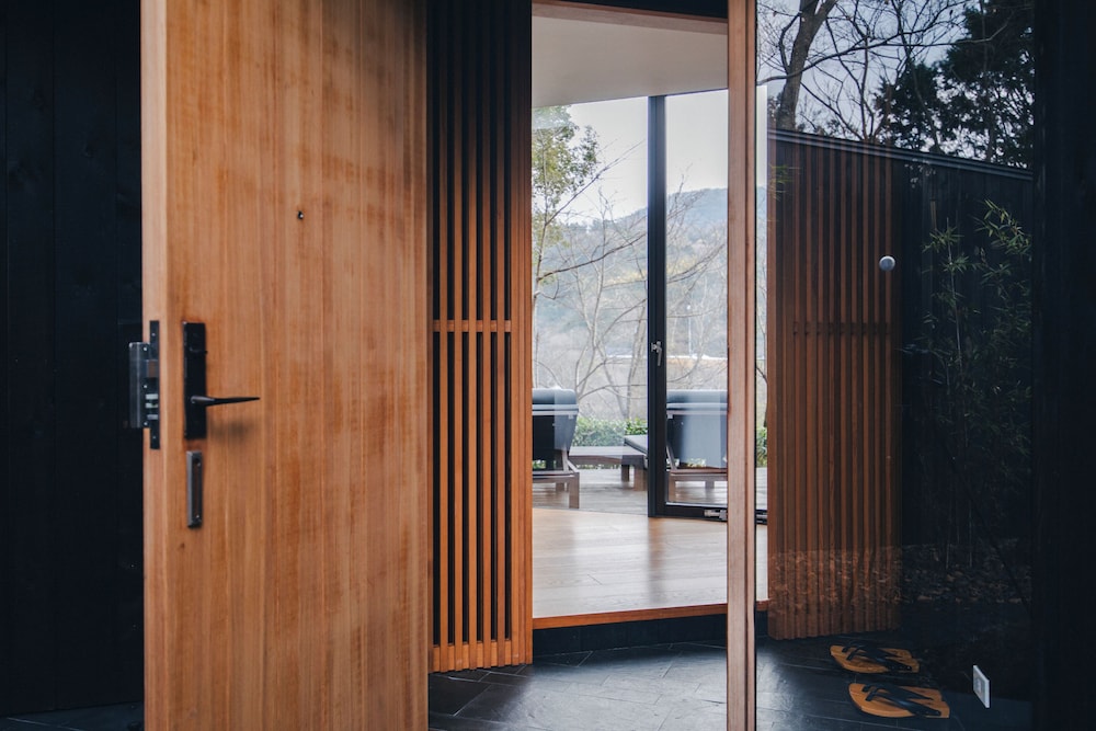 VILLA MIZUNIWA 客室6 | 時地人 - JIJIJIN Matsuyama