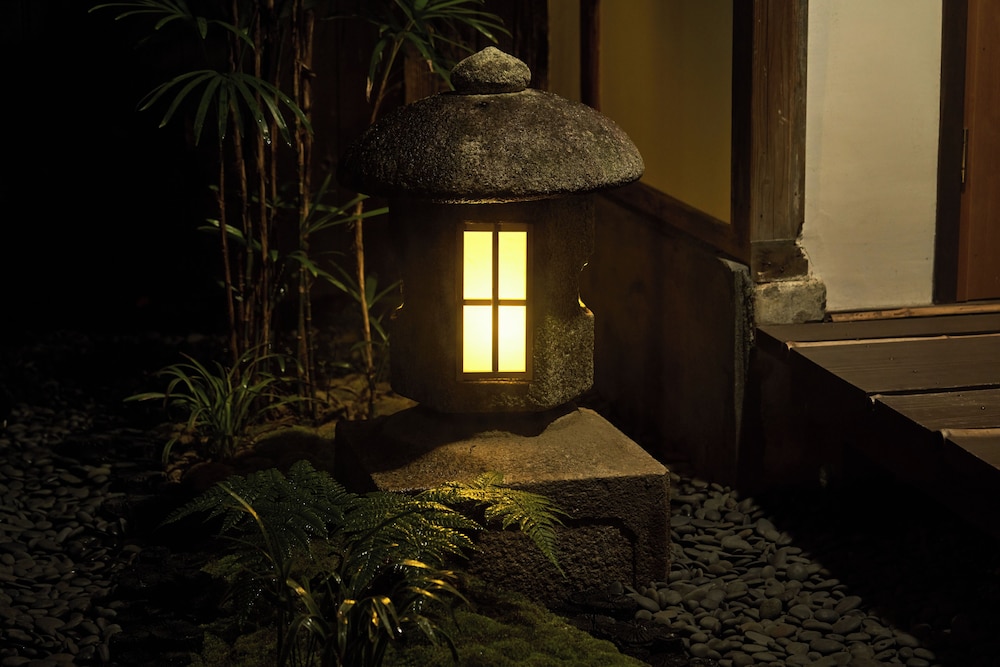 クラシック ヴィラ 2 ベッドルーム ガーデンビュー ガーデン ビュー1 | 宿ル KYOTO HANARE Shirotaki No Yado