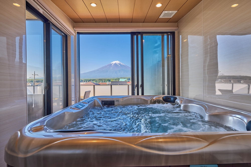 ラグジュアリー ヴィラ マウンテンビュー | Miire Mt.Fuji Natural