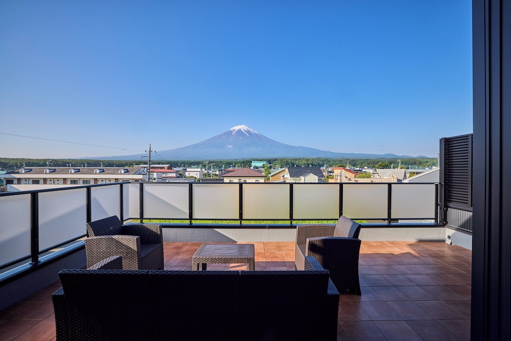 ラグジュアリー ヴィラ マウンテンビュー 部屋からの景観1 | Miire Mt.Fuji Traditional
