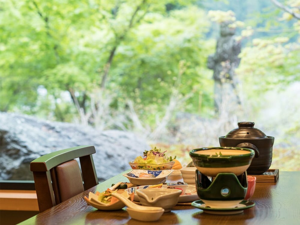 朝食1 | 川場温泉 清流の里 錦綉山荘