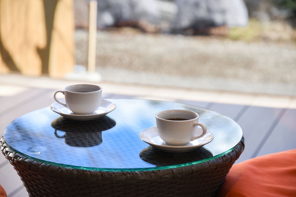 和室二間”そらの湯”半露天風呂付 客室7 | 川場温泉 清流の里 錦綉山荘