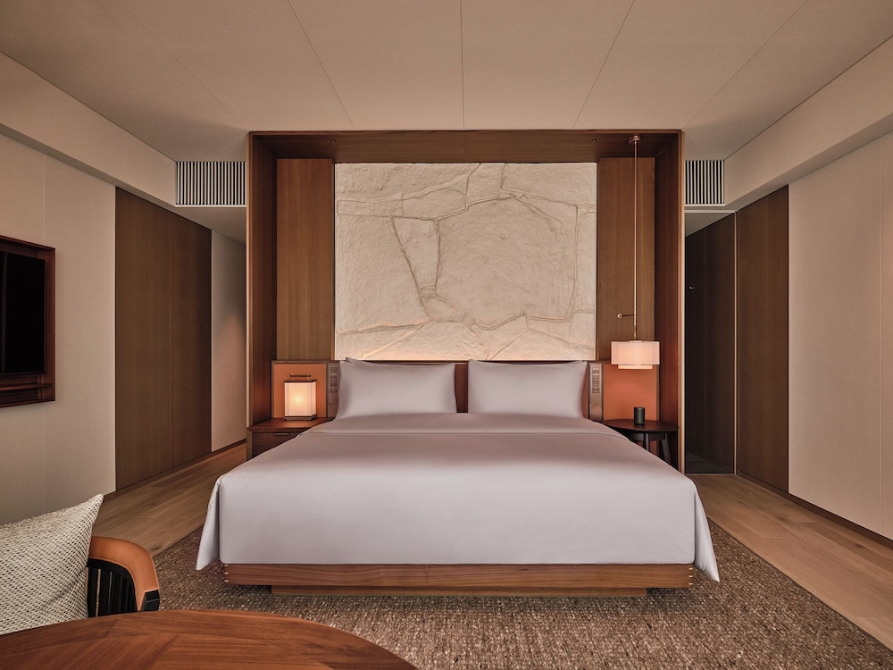 デラックス ルーム キングベッド 1 台 シティビュー 客室1 | パティーナ大阪