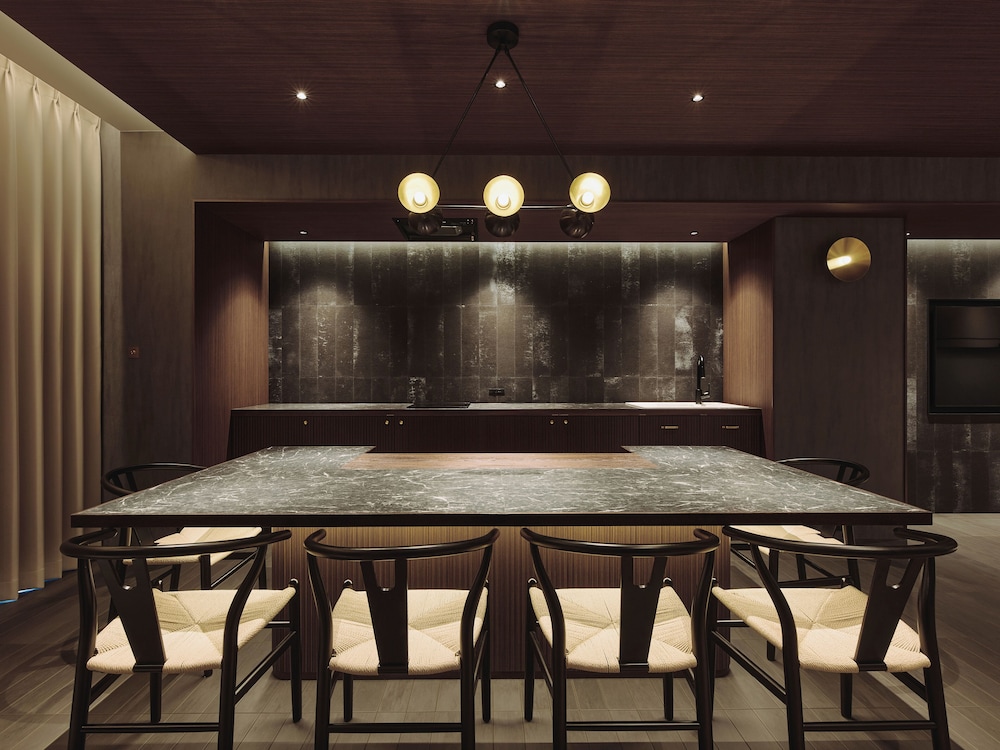 スーペリア スタジオスイート 客室内のダイニングエリア0 | illi Gran Azabujuban