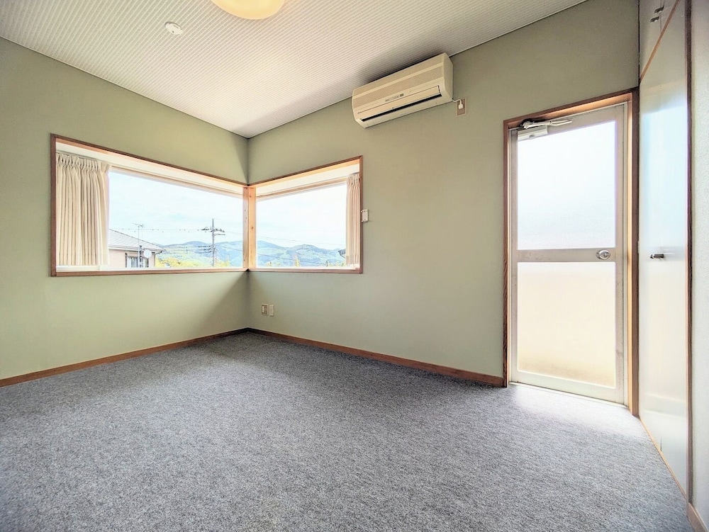 ラグジュアリー ヴィラ 4 ベッドルーム スパ浴槽 マウンテンビュー 客室0 | 修善寺フォーレスト