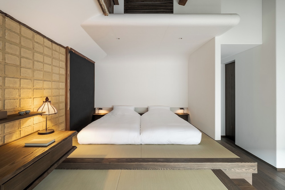 スーペリア スタジオスイート ガーデンビュー | 撚る屋 YORUYA