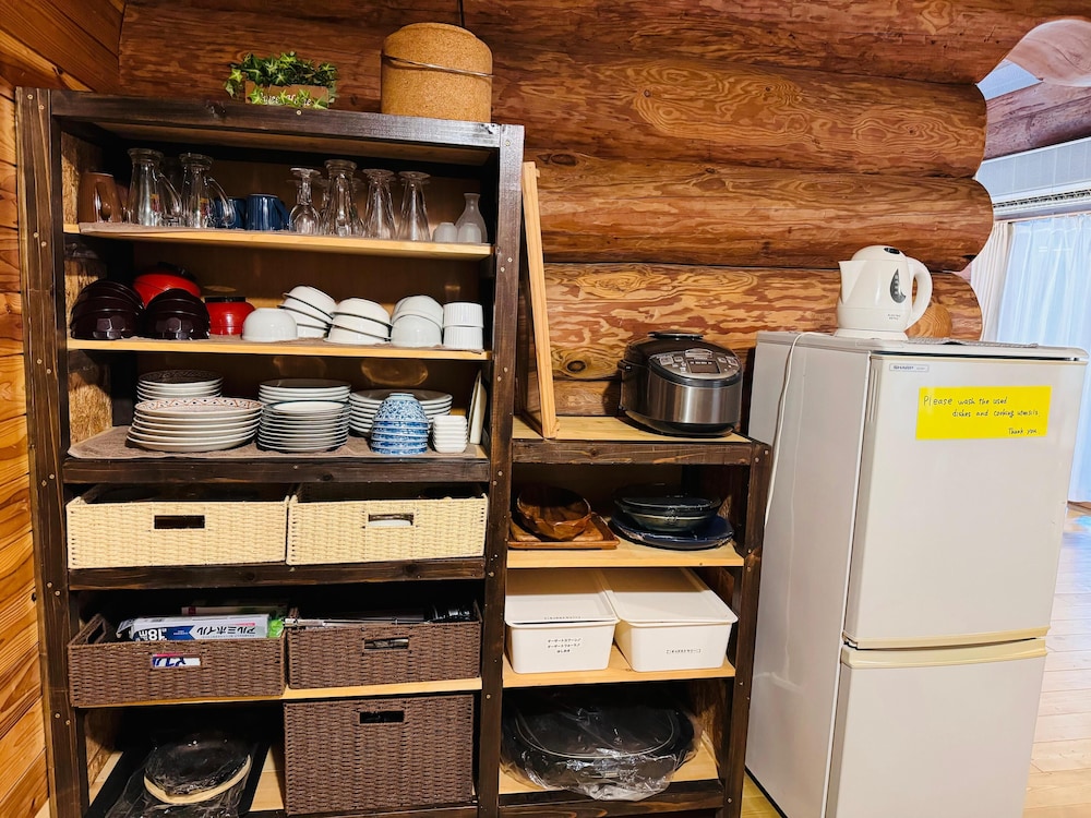 ファミリー コテージ 専用キッチン0 | 湯布院 ログハウスの宿トムソーヤ