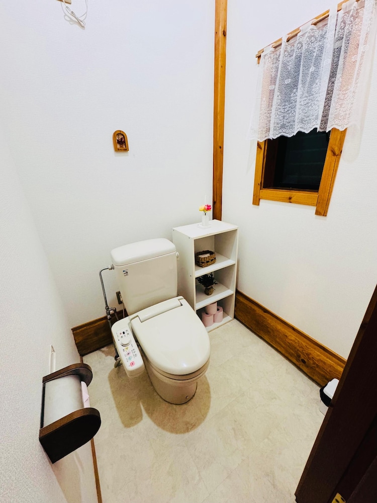 ファミリー ヴィラ バスルーム3 | 湯布院 ログハウスの宿トムソーヤ