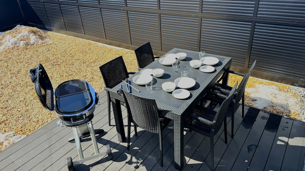 水楢 みずなら (最大5名) : 露天檜風呂 & BBQグリル完備 禁煙 客室の設備とサービス0 | Solana軽井沢別邸