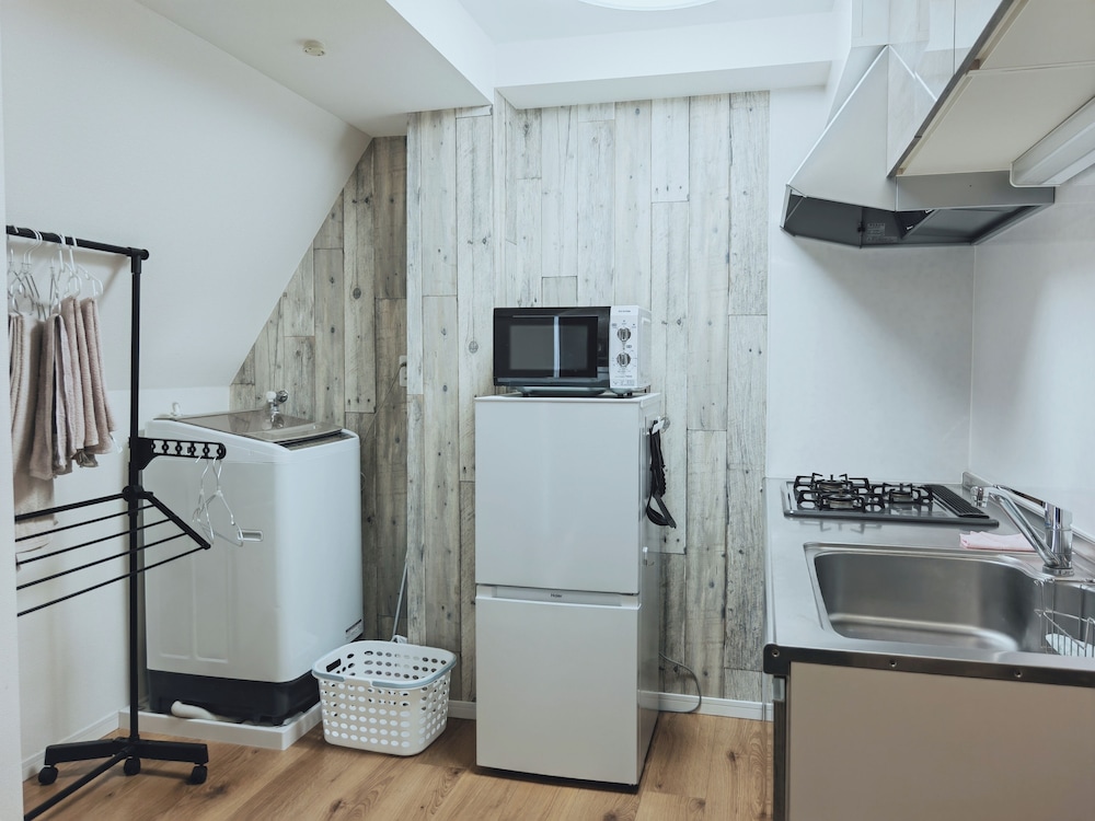 ファミリー アパートメント ダブルベッド 2 台 専用キッチン2 | WZNET梅屋敷