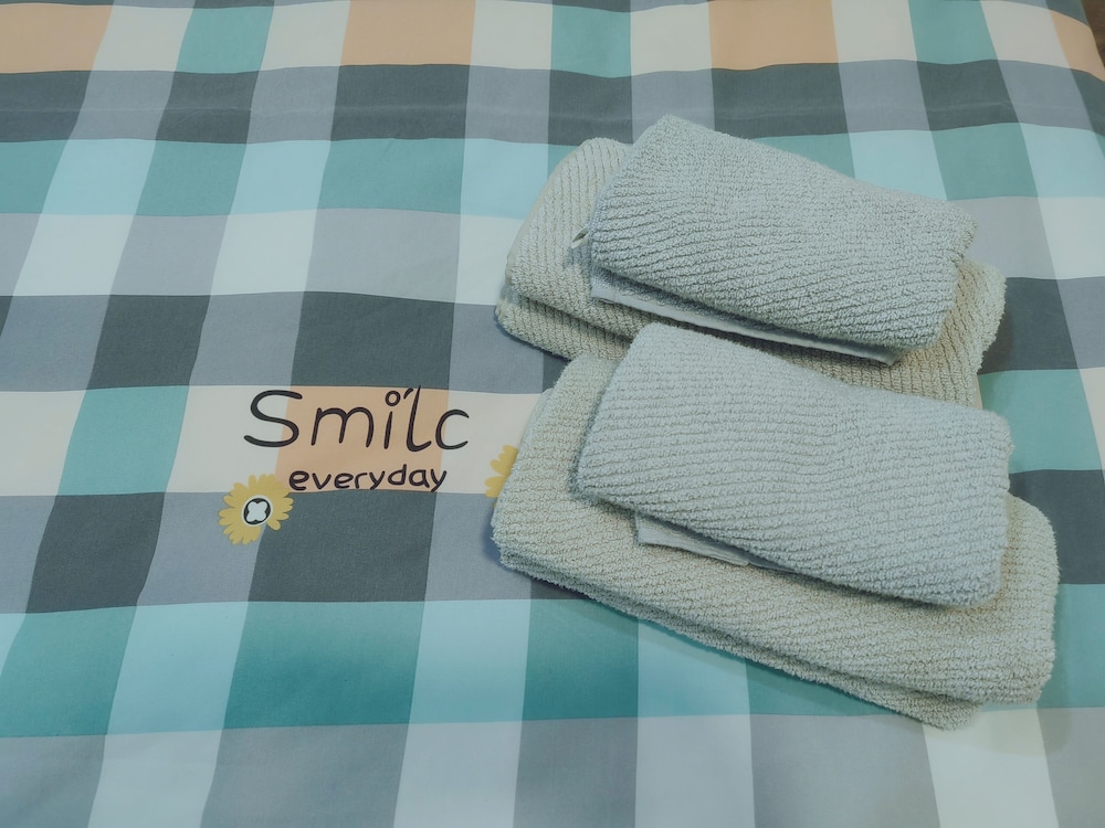 ファミリー ダブルルーム リビング エリア2 | WZNET梅屋敷