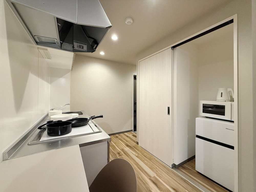 デラックス アパートメント バルコニー 専用キッチン4 | クリオ的場 501