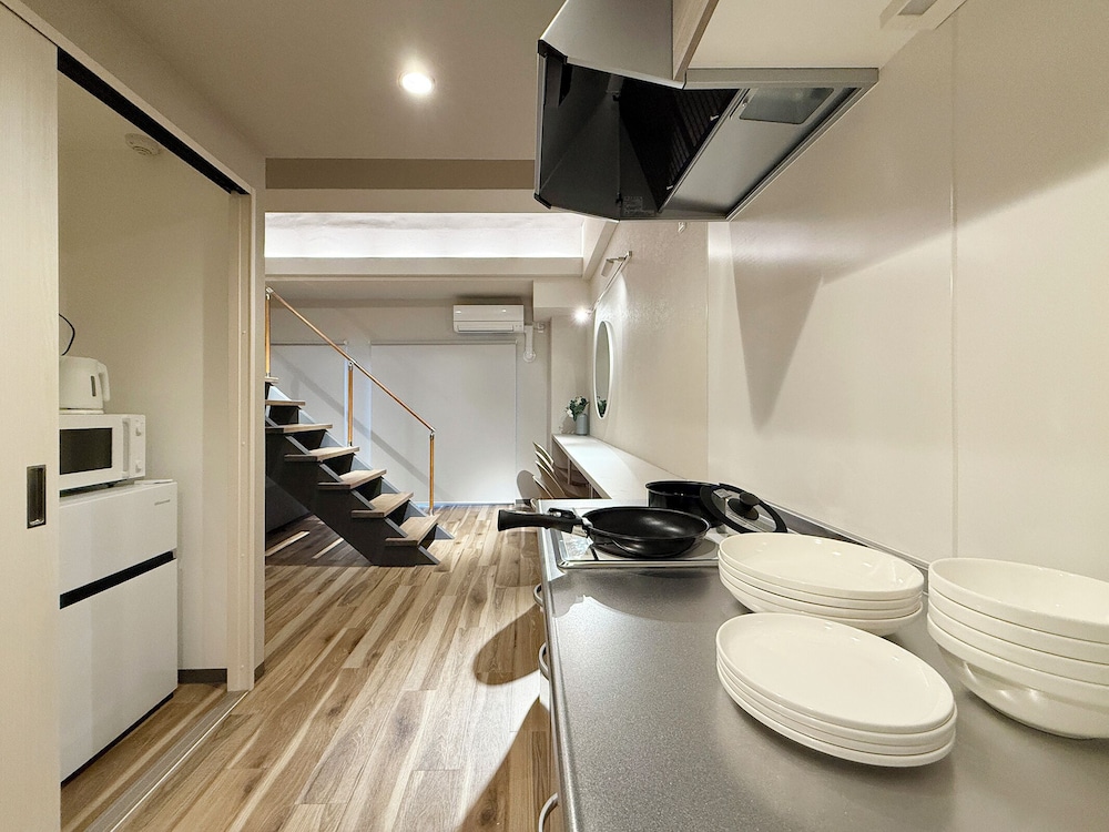 デラックス アパートメント バルコニー 専用キッチン5 | クリオ的場 501