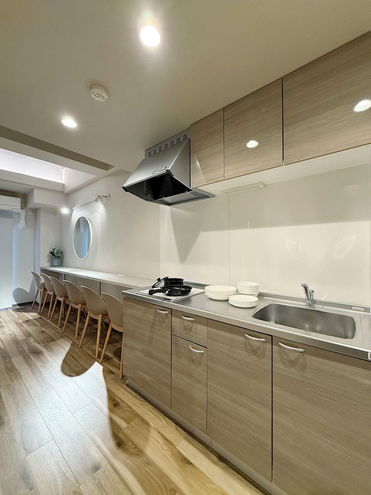 デラックス アパートメント バルコニー 専用キッチン1 | クリオ的場 501