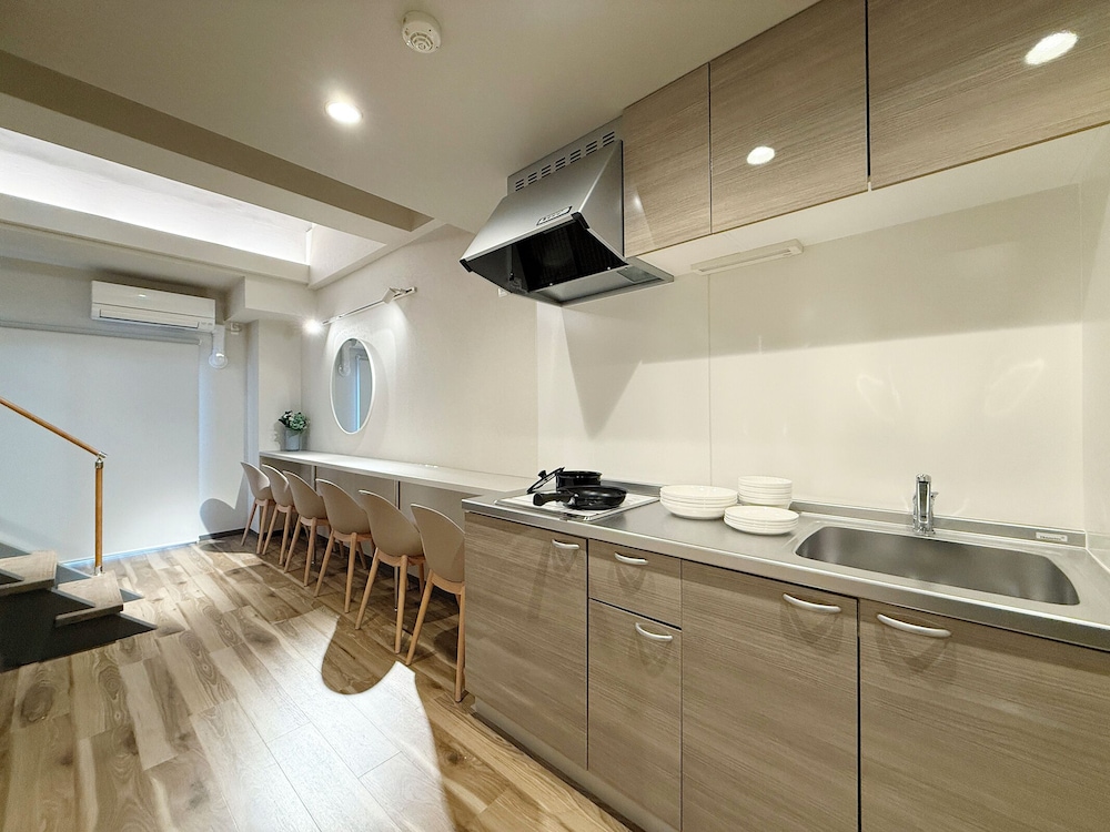 デラックス アパートメント バルコニー 専用キッチン0 | クリオ的場 501