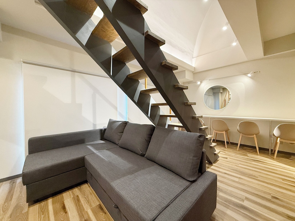 デラックス アパートメント バルコニー リビング エリア0 | クリオ的場 501