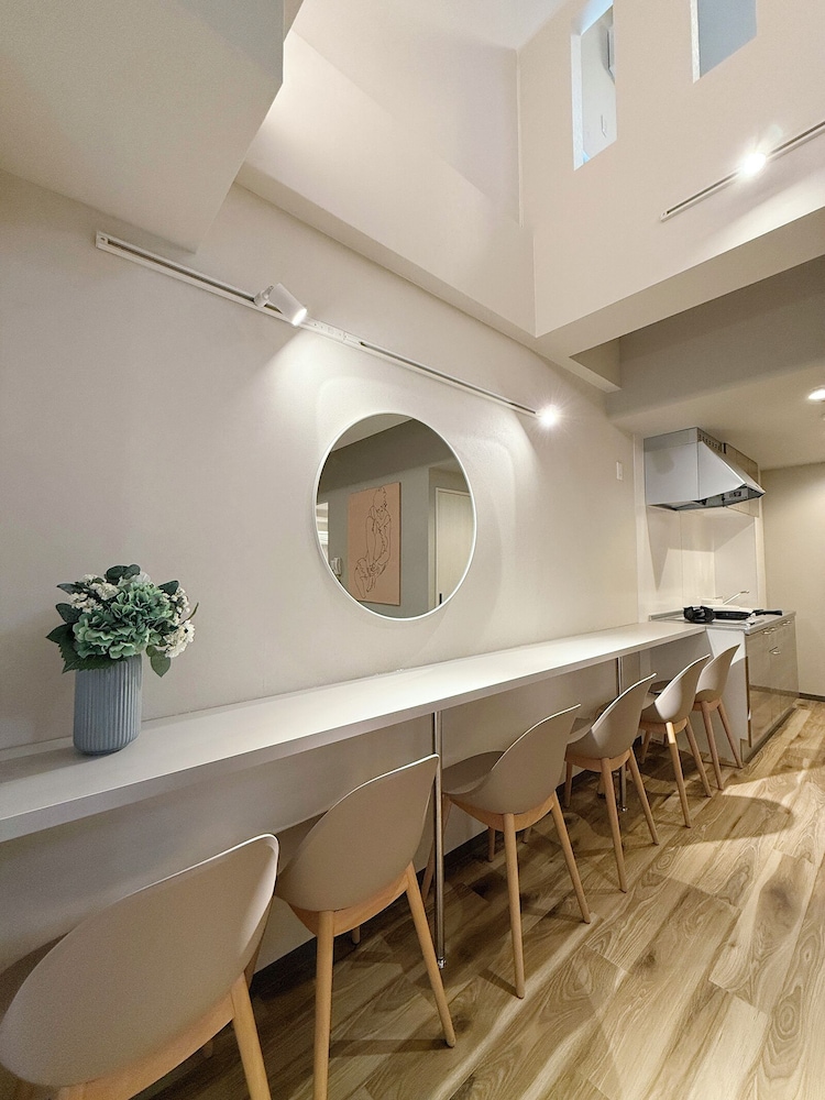 デラックス アパートメント バルコニー 客室5 | クリオ的場 501