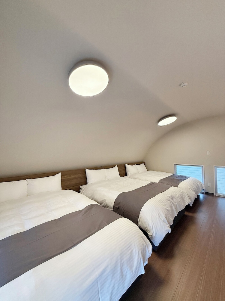 デラックス アパートメント バルコニー 客室3 | クリオ的場 501