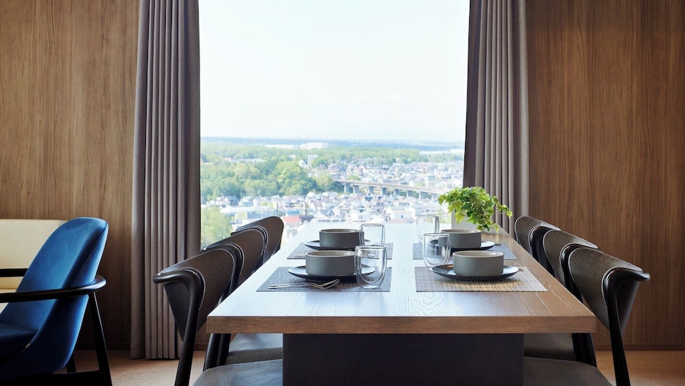 スターライトフロア スイート エスコンフィールドビュー 客室1 | エスコンフィールドHOKKAIDOホテル 北広島駅前