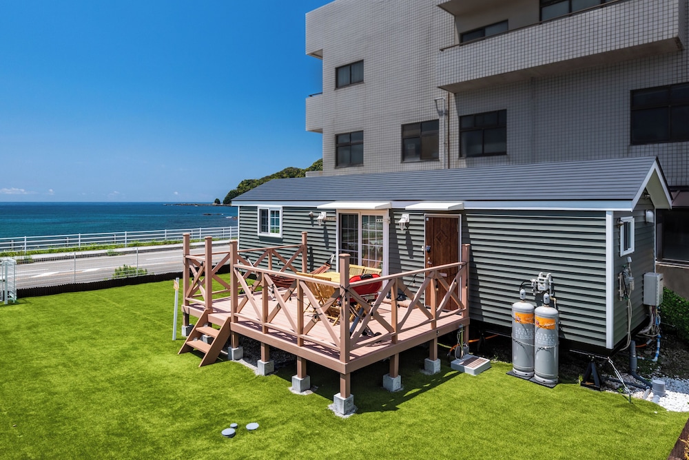 マグノリア MAGNOLIA (最大4名)：オーシャンフロント・BBQグリル完備 禁煙 客室4 | Solana鴨川