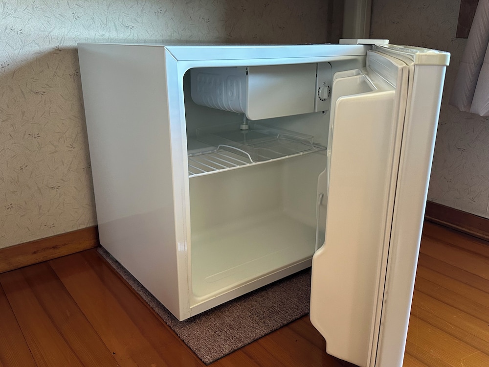 コンフォート ツインルーム シングルベッド 2 台 禁煙 客室の設備とサービス3 | レイクピアエンゼル山中湖