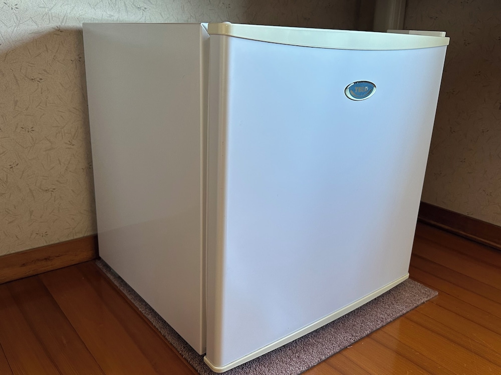 コンフォート ツインルーム シングルベッド 2 台 禁煙 客室の設備とサービス2 | レイクピアエンゼル山中湖