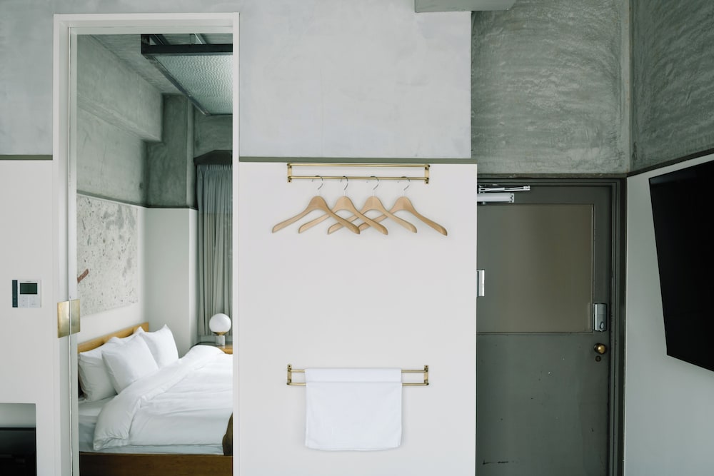 ダブルルーム 客室3 | HOTEL Inc.