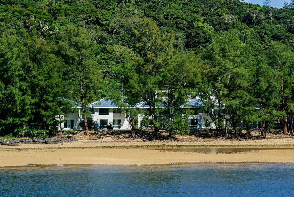 CORAL ISLAND 禁煙 (No.4) | CORAL ISLAND