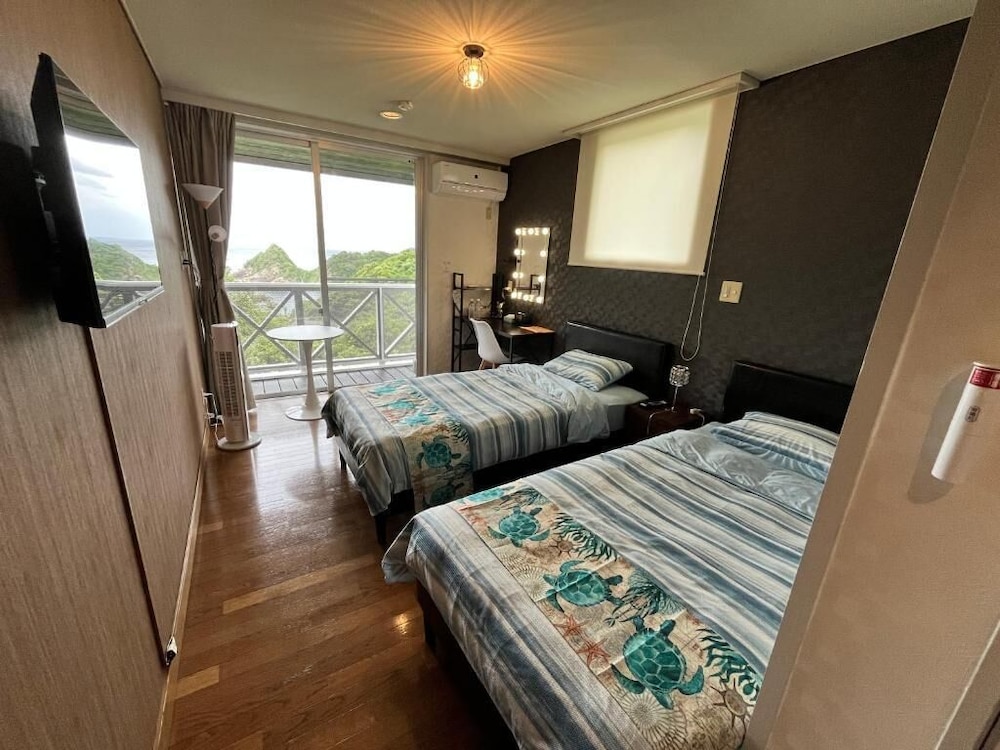 ベーシック ツインルーム バルコニー マウンテンビュー | ピースイン萩