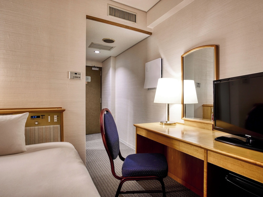 スタンダードダブル [禁煙] 客室4 | ロイヤルパインズホテル米沢