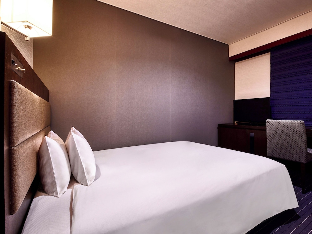 モデレートダブル [禁煙] 客室1 | ロイヤルパインズホテル米沢