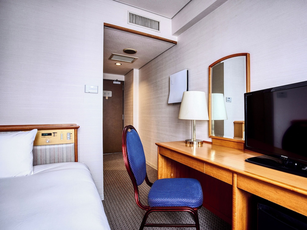 スタンダードダブル [禁煙] 客室5 | ロイヤルパインズホテル米沢