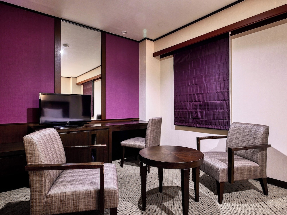 スーペリアツイン [禁煙] 客室3 | ロイヤルパインズホテル米沢