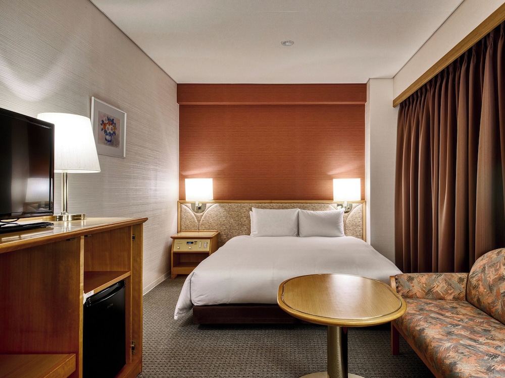 デラックスダブル [禁煙] 客室5 | ロイヤルパインズホテル米沢